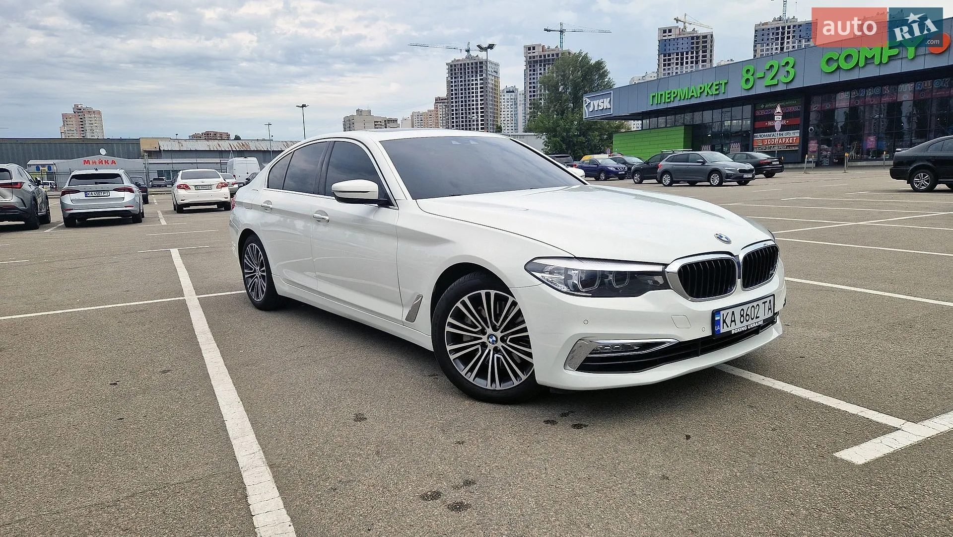 2018 BMW 5er - мініатюра 2