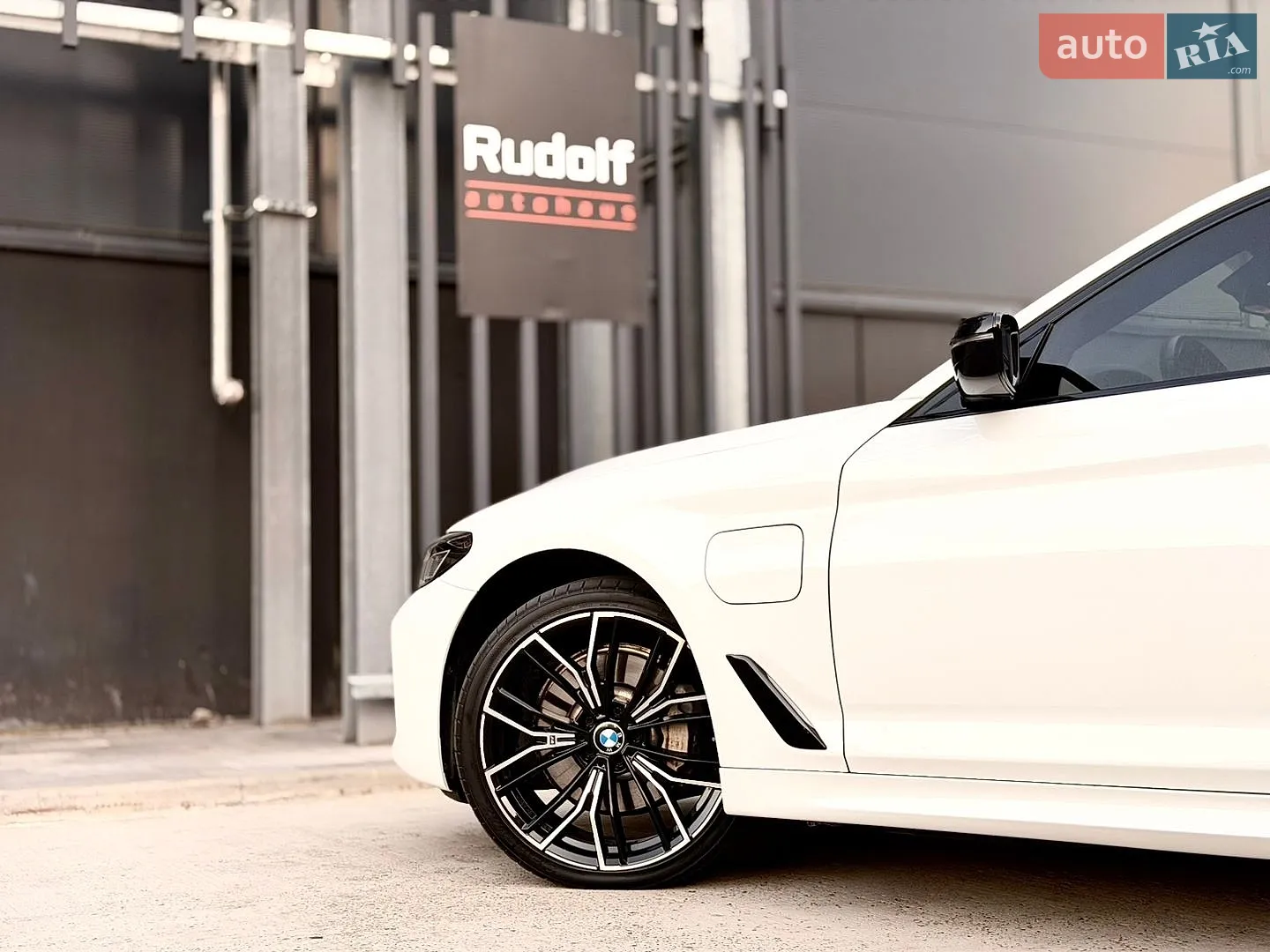 2022 BMW 5er - мініатюра 5