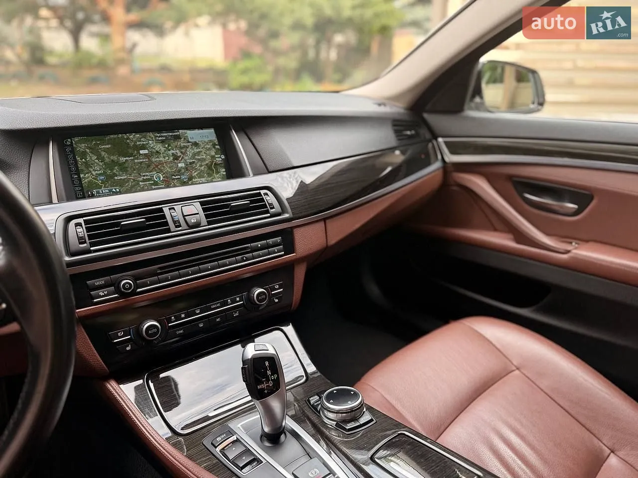 2014 BMW 5er - мініатюра 11