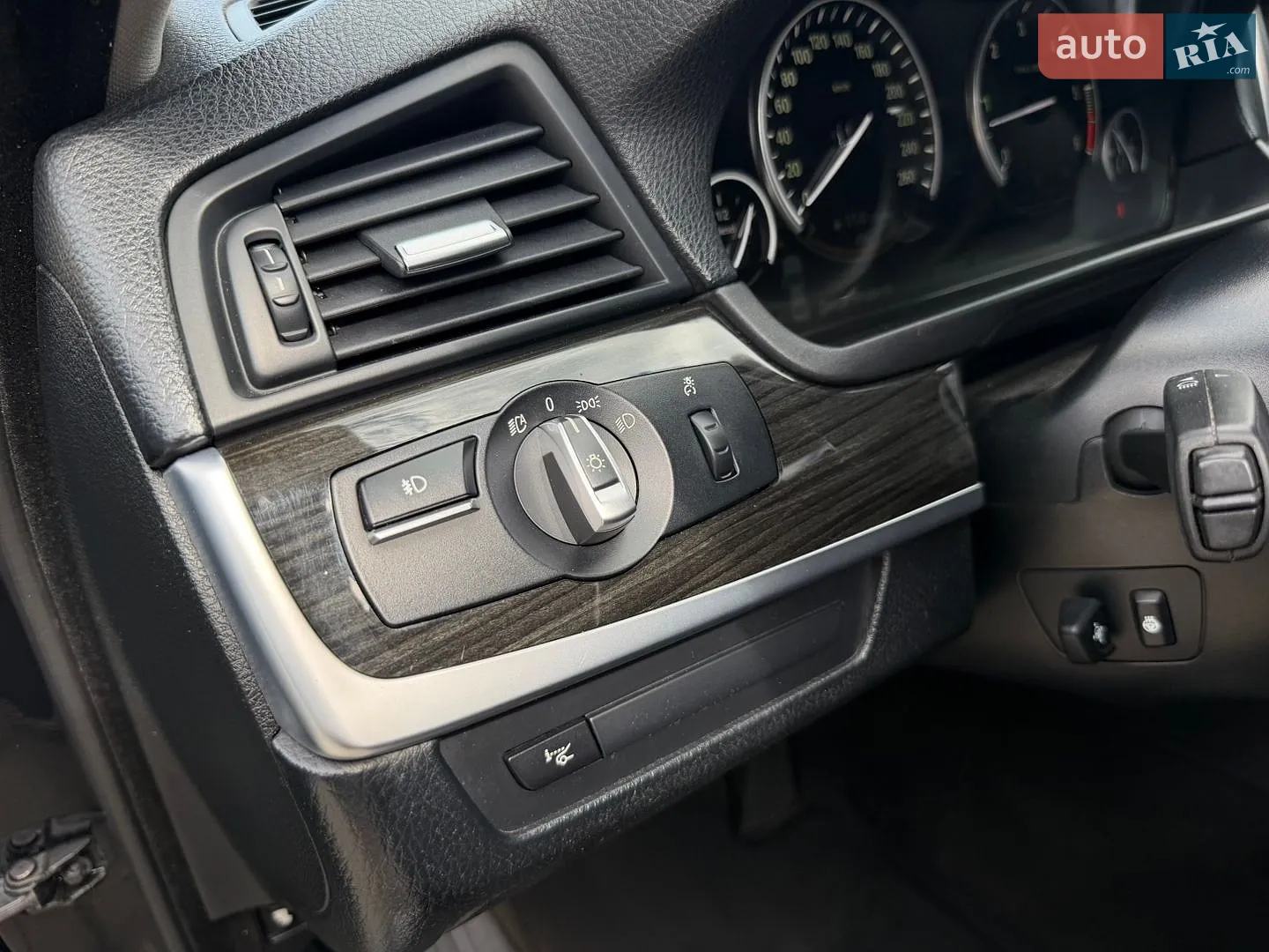 2014 BMW 5er - мініатюра 39