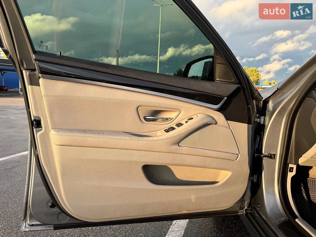 2011 BMW 5er - мініатюра 6