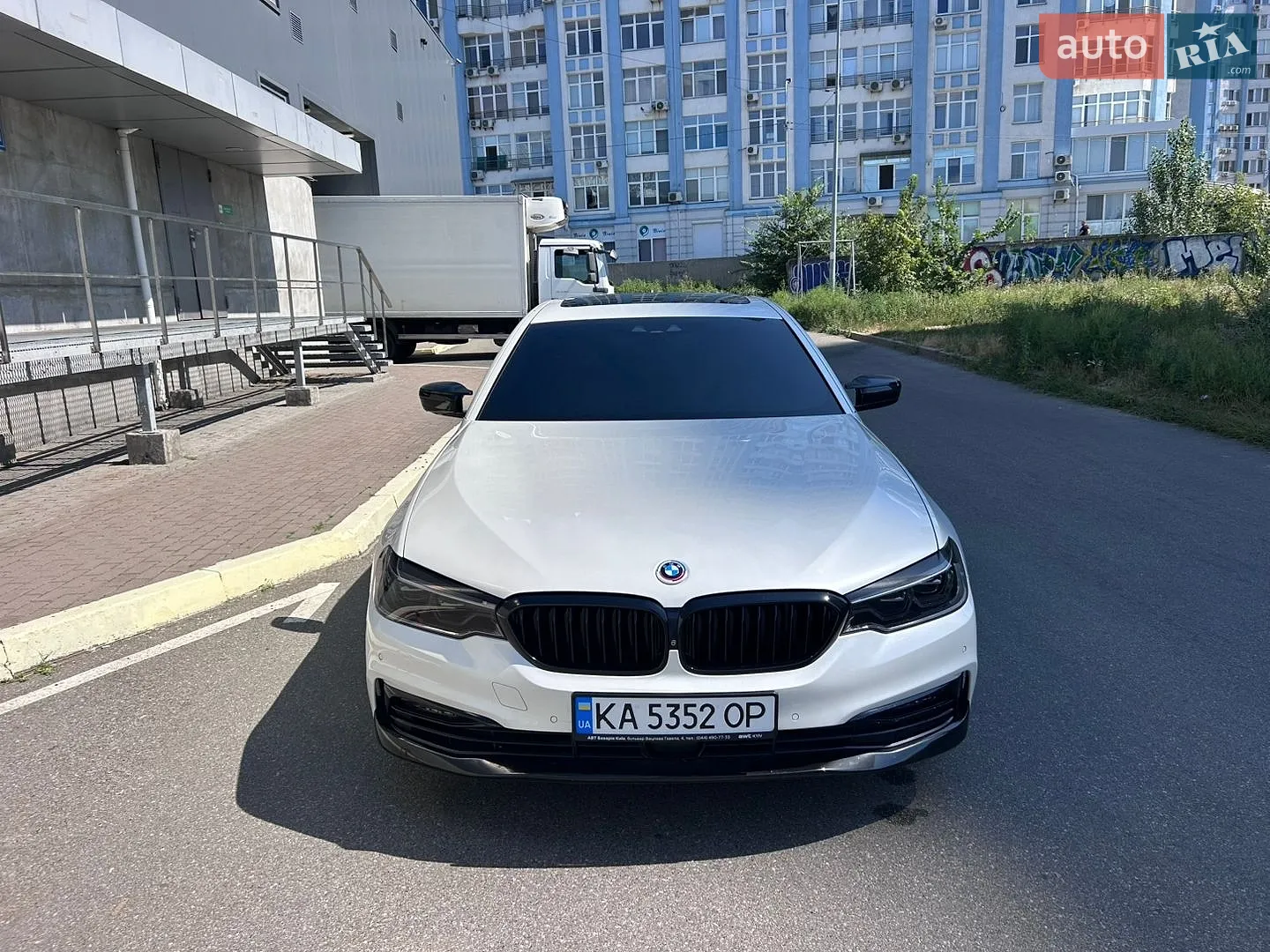 2017 BMW 5er - мініатюра 3