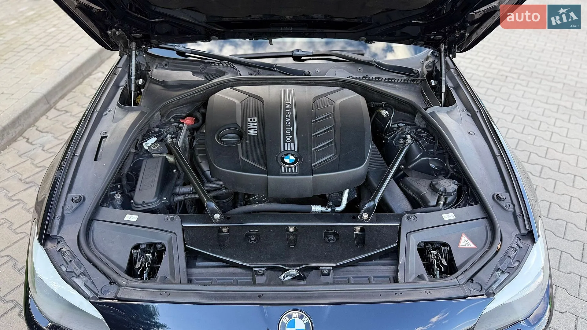 2012 BMW 5er - мініатюра 16