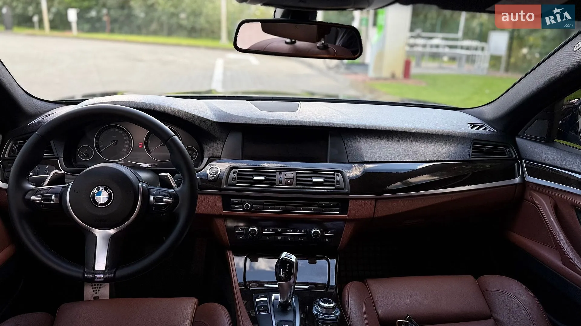 2012 BMW 5er - мініатюра 8