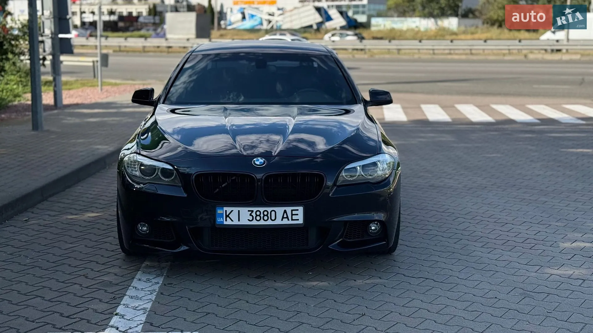 2012 BMW 5er - мініатюра 2