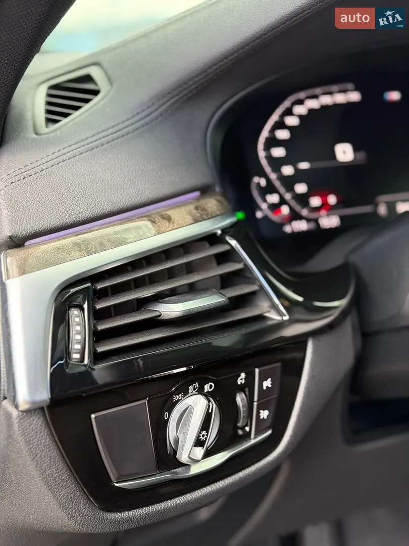 2020 BMW 5er - мініатюра 26