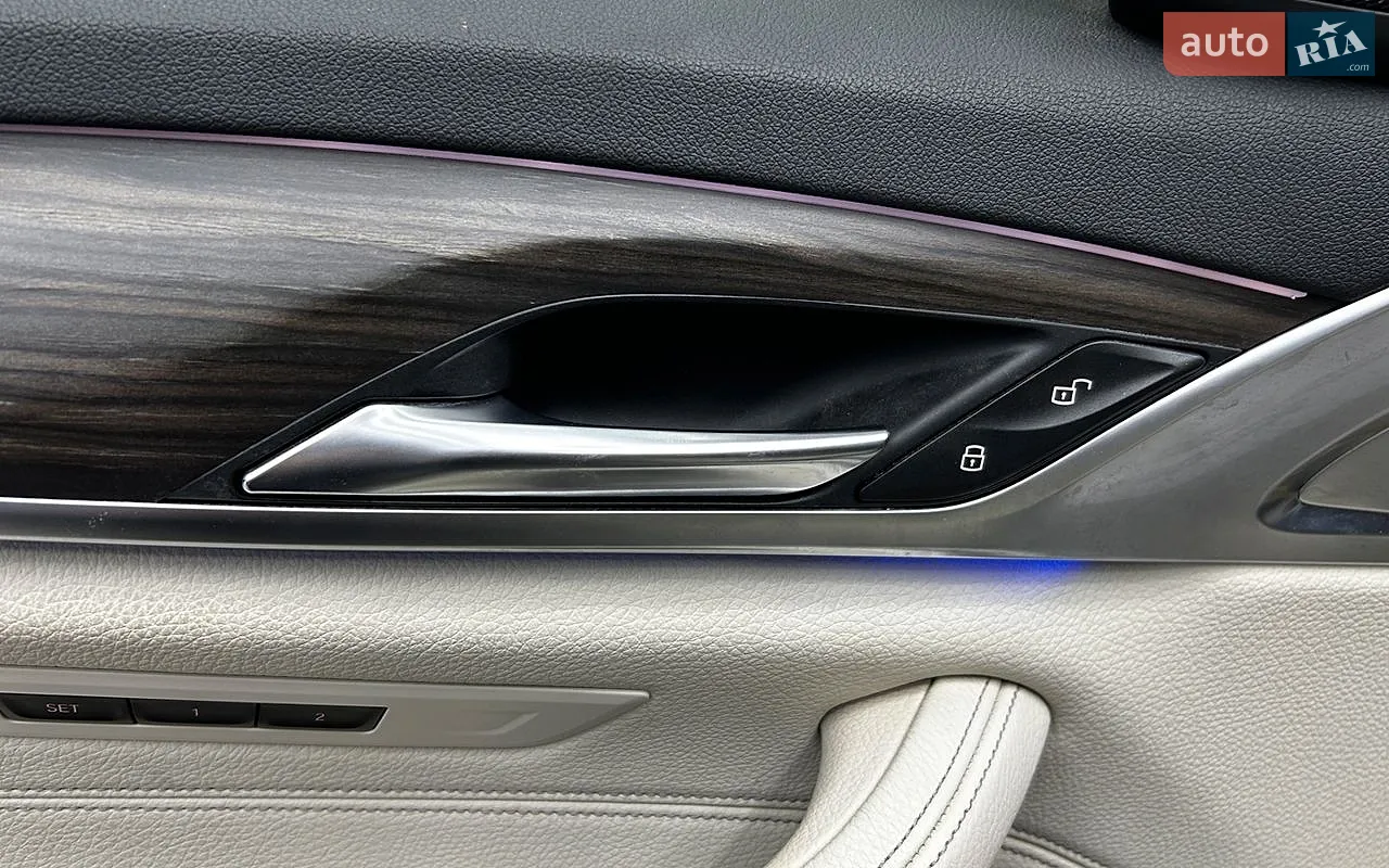 2017 BMW 5er - мініатюра 23