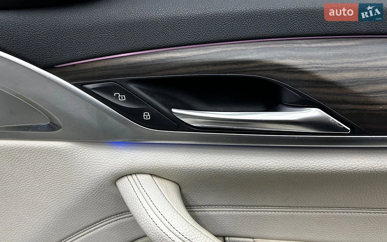 2017 BMW 5er - мініатюра 26