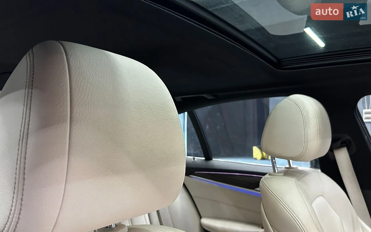 2017 BMW 5er - мініатюра 31