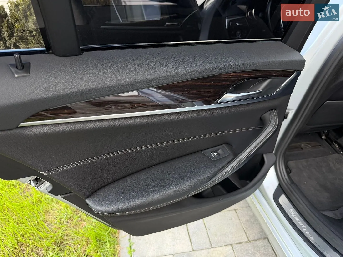 2017 BMW 5er - мініатюра 23