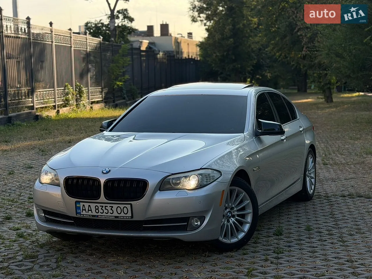 2011 BMW 5er - мініатюра 39