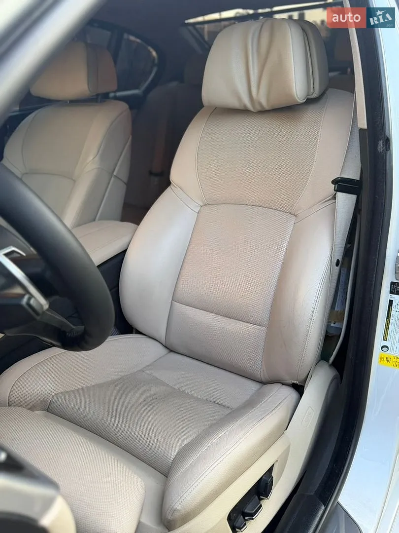 2011 BMW 5er - мініатюра 18
