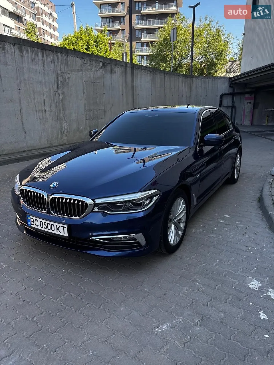 2018 BMW 5er - мініатюра 2