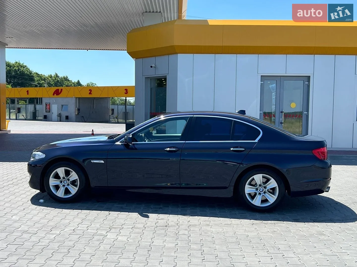 2012 BMW 5er - мініатюра 12