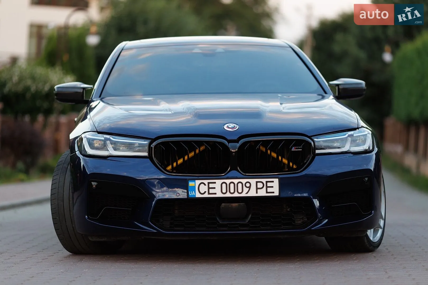 2019 BMW 5er - фото 1