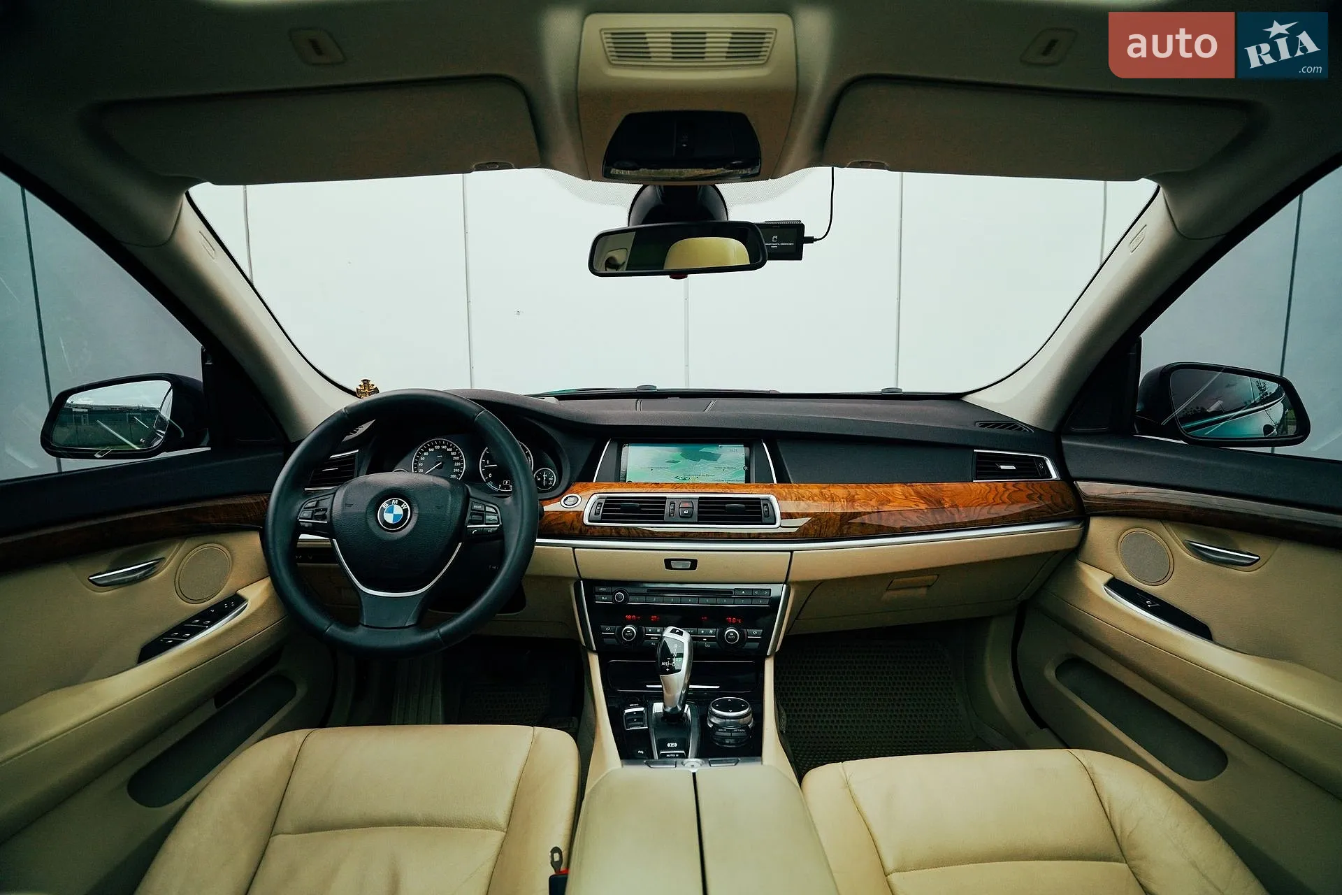 2010 BMW 5er - мініатюра 37