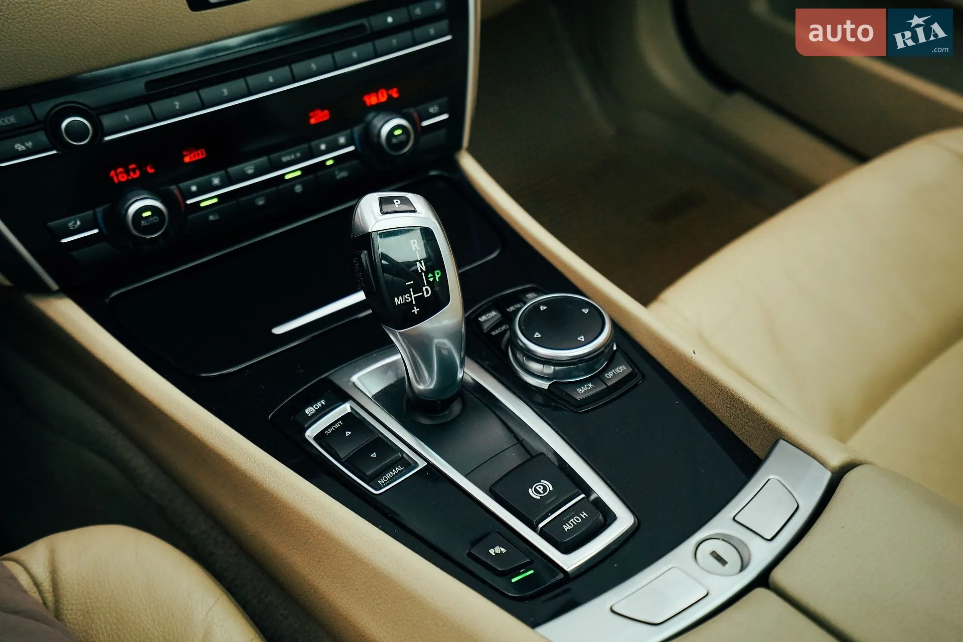 2010 BMW 5er - мініатюра 48