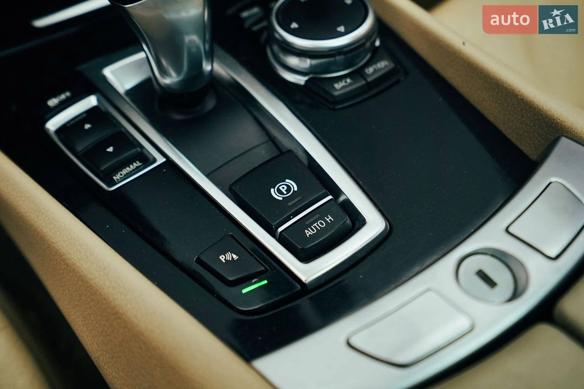 2010 BMW 5er - мініатюра 49