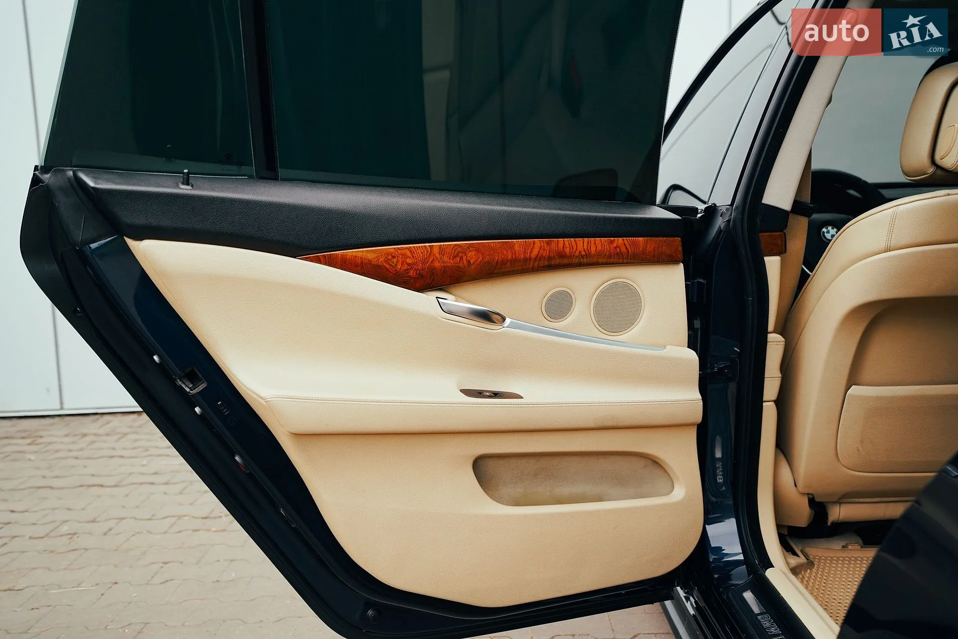 2010 BMW 5er - мініатюра 52