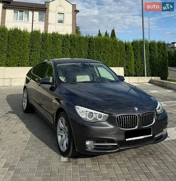 2011 BMW 5er - мініатюра 2