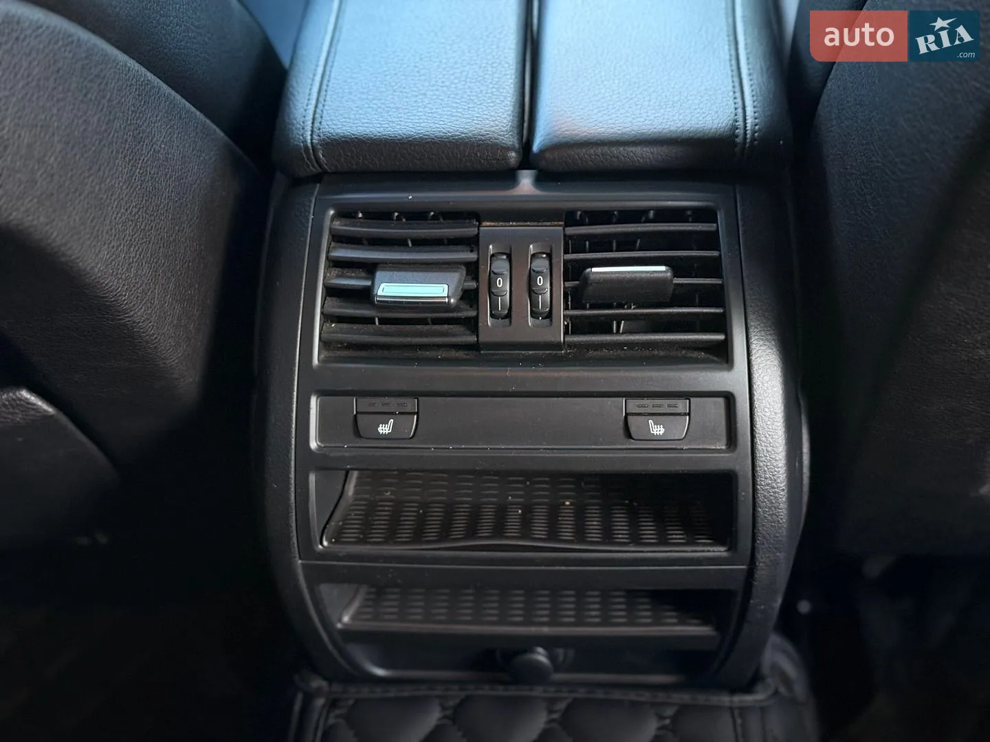 2012 BMW 5er - мініатюра 39