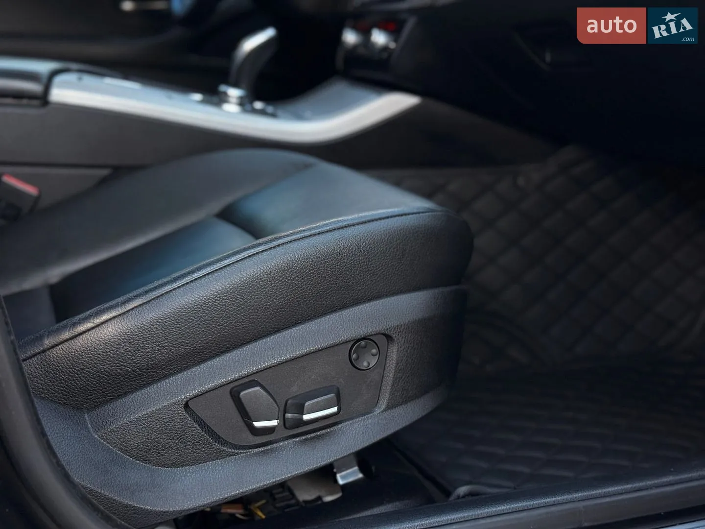2012 BMW 5er - мініатюра 41