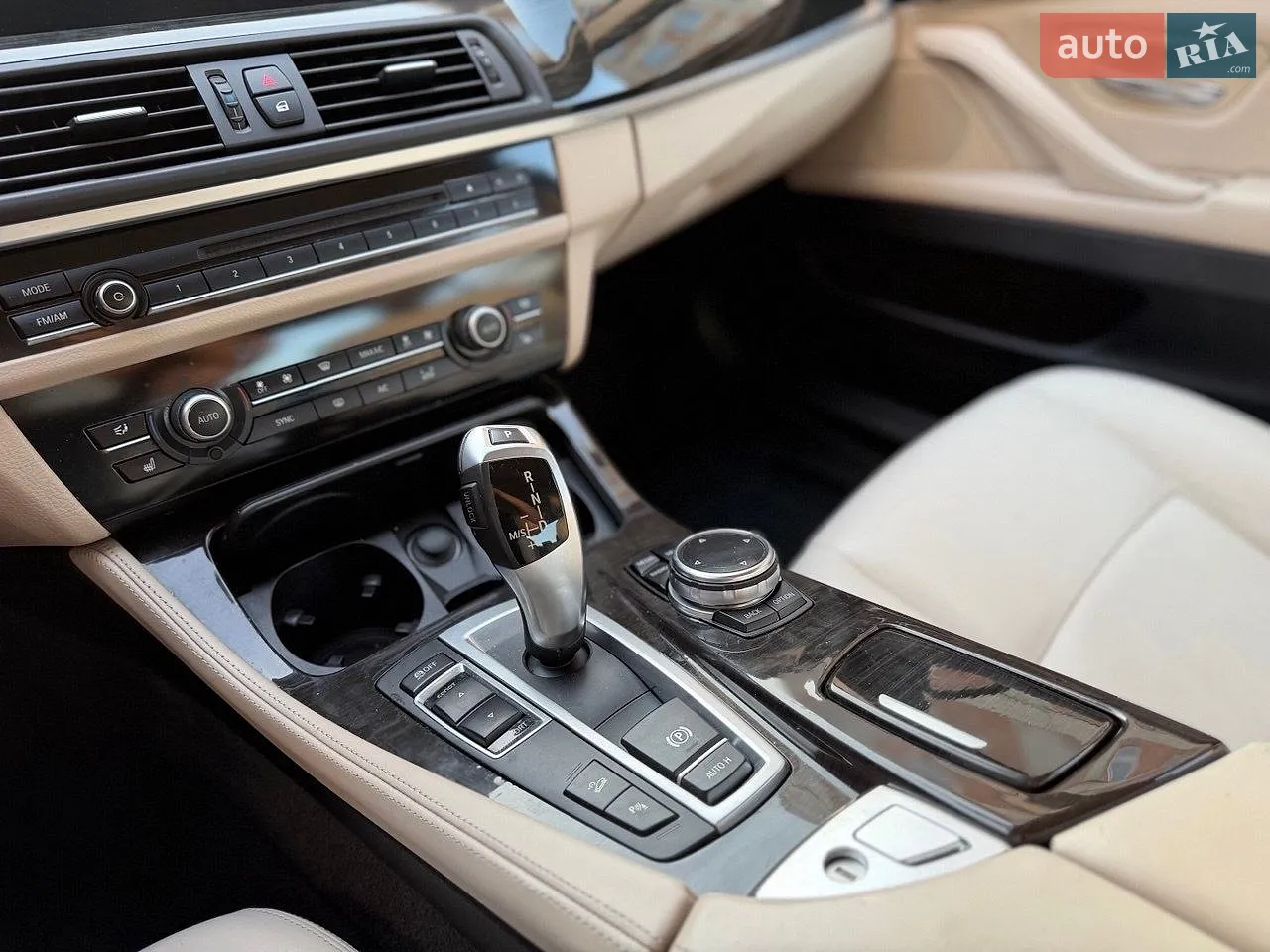 2014 BMW 5er - мініатюра 15