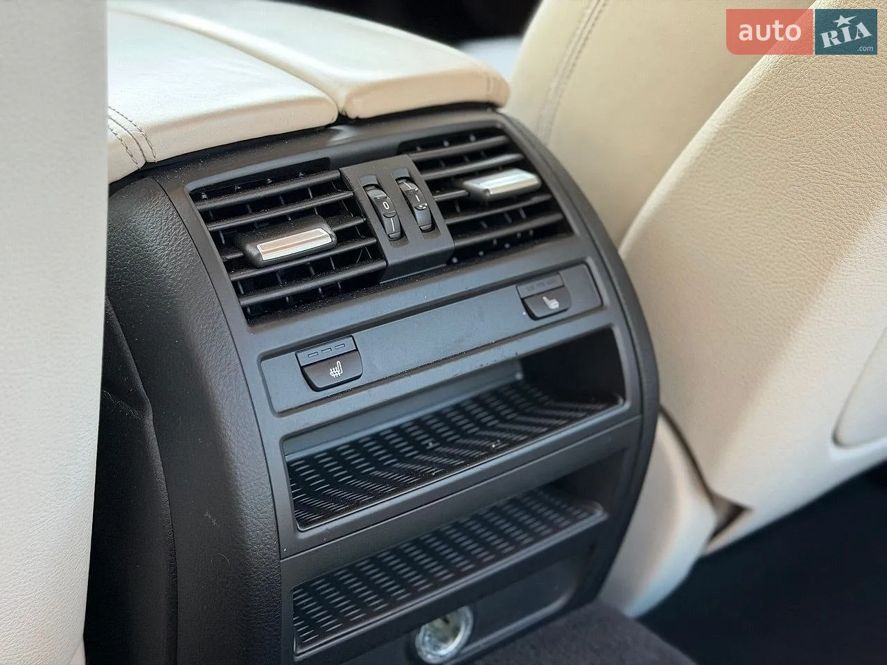2014 BMW 5er - мініатюра 18