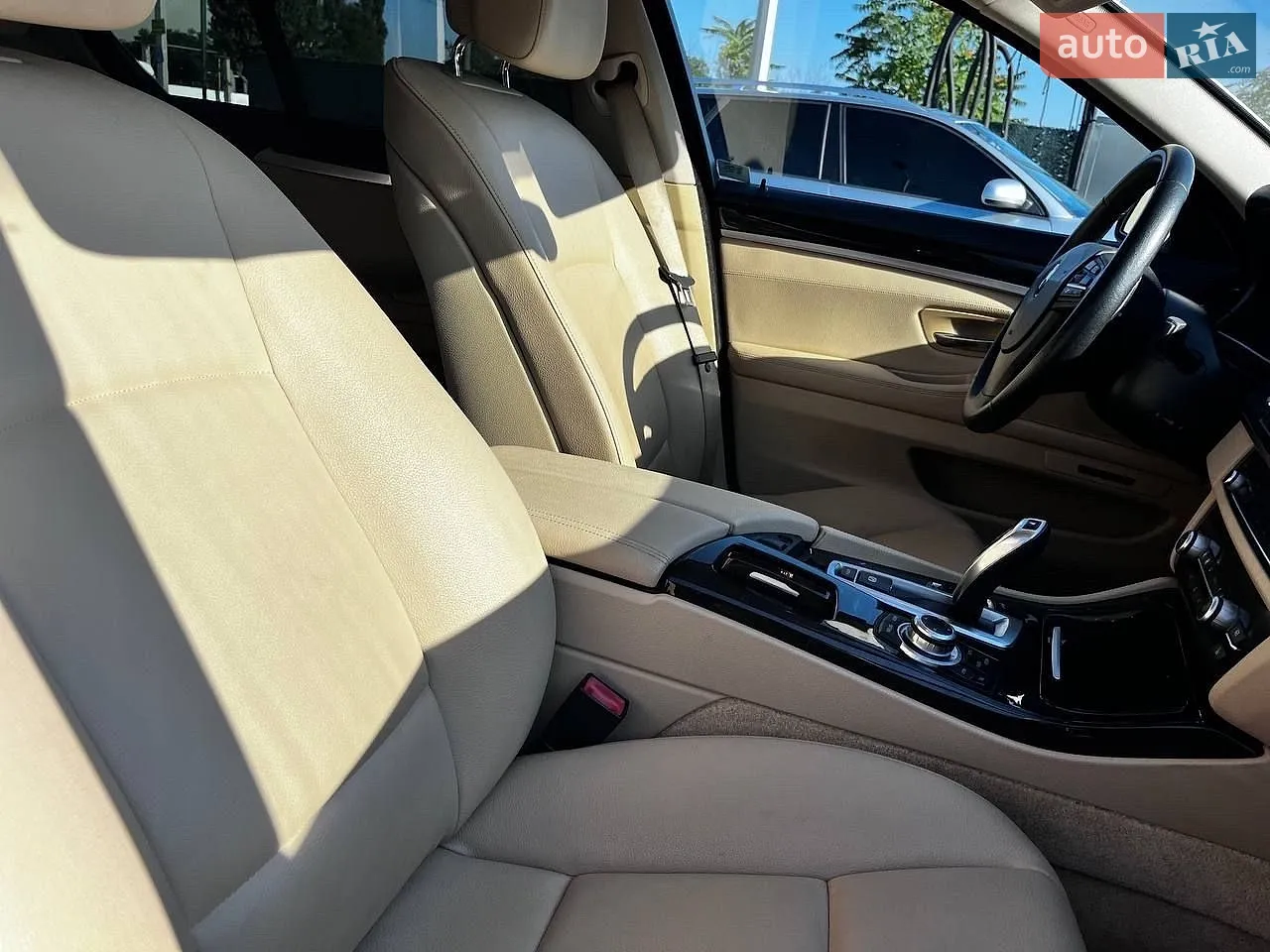 2013 BMW 5er - мініатюра 8