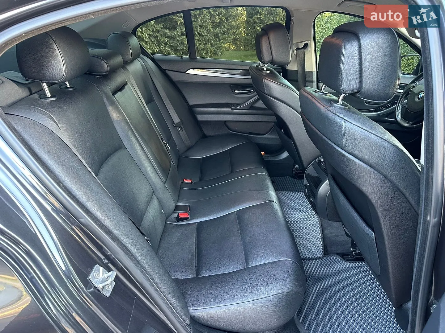 2011 BMW 5er - мініатюра 21