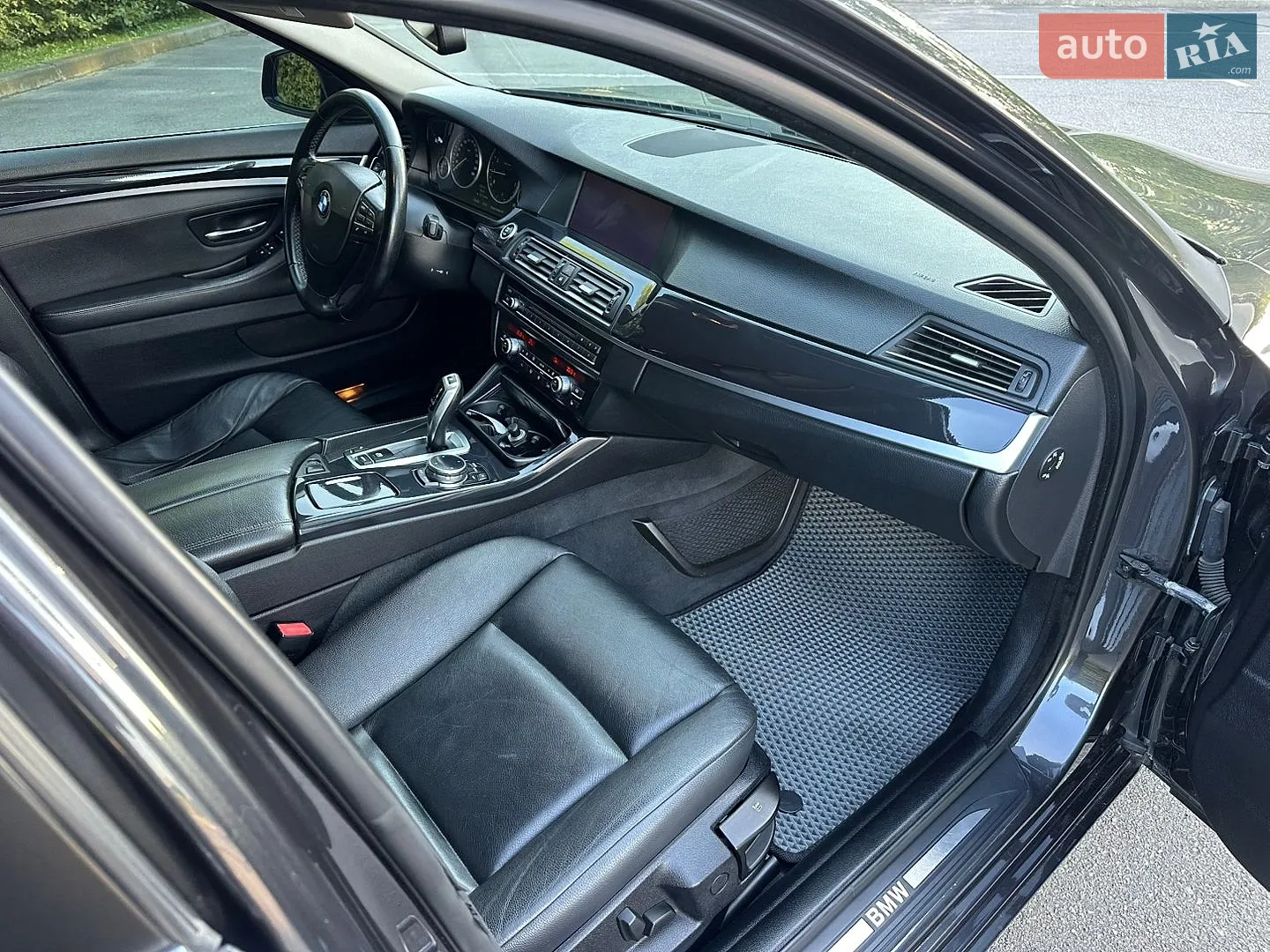 2011 BMW 5er - мініатюра 23