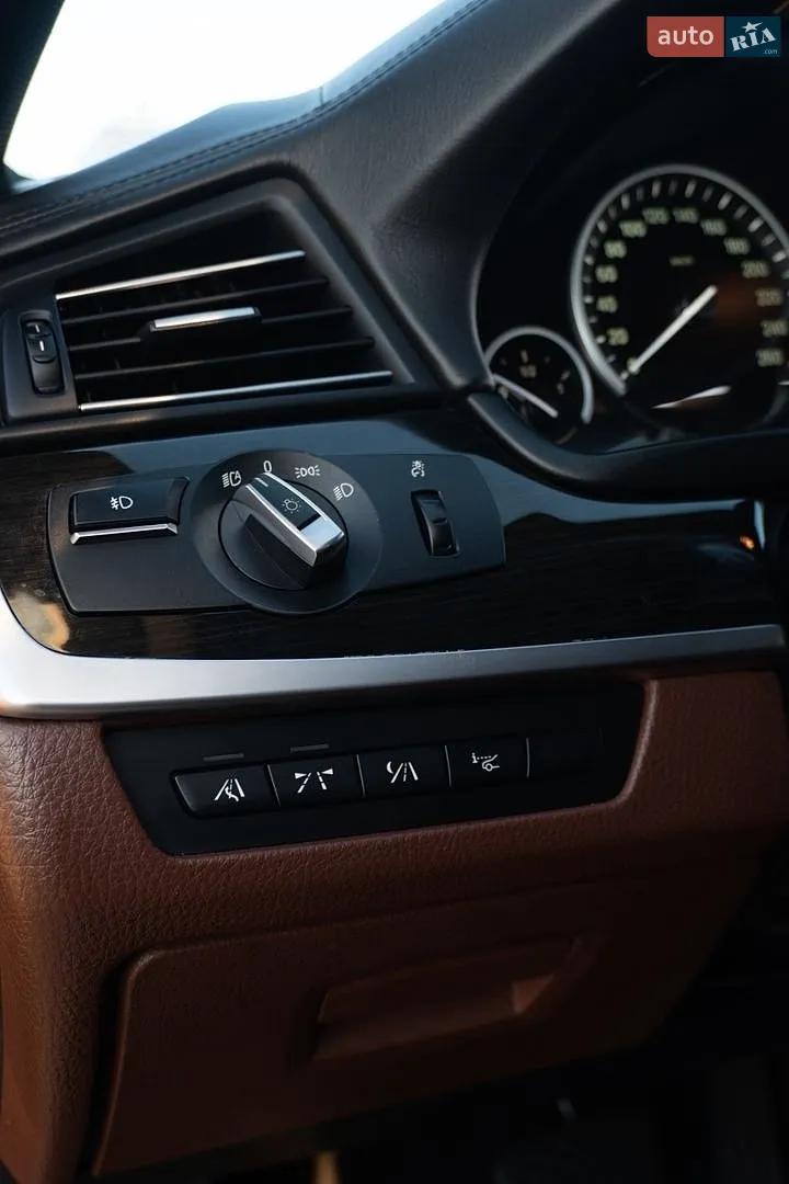 2012 BMW 5er - мініатюра 37