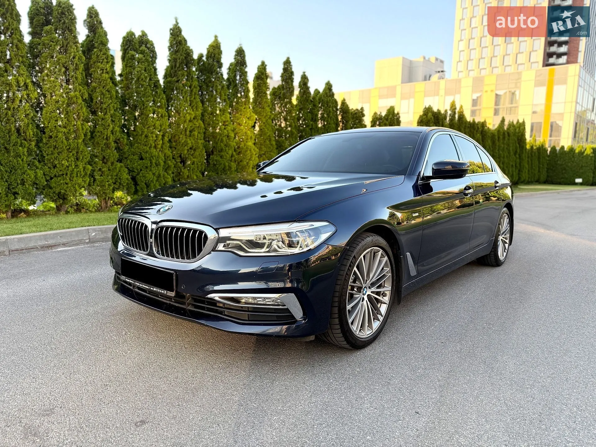 2017 BMW 5er - мініатюра 2