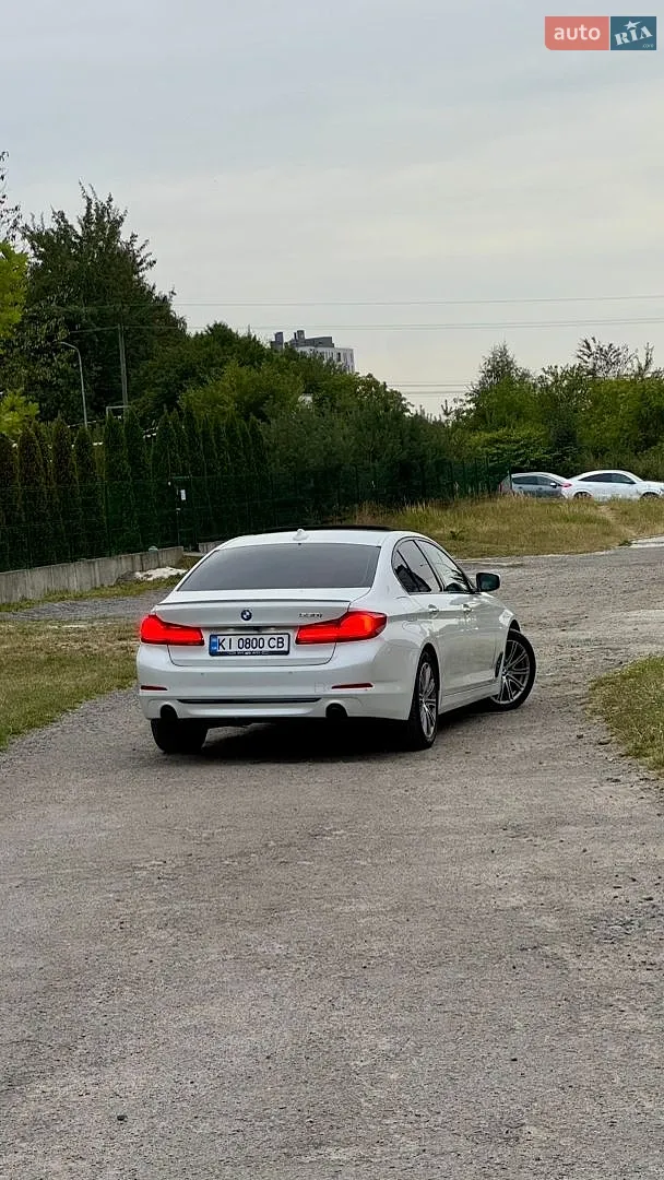2017 BMW 5er - мініатюра 3
