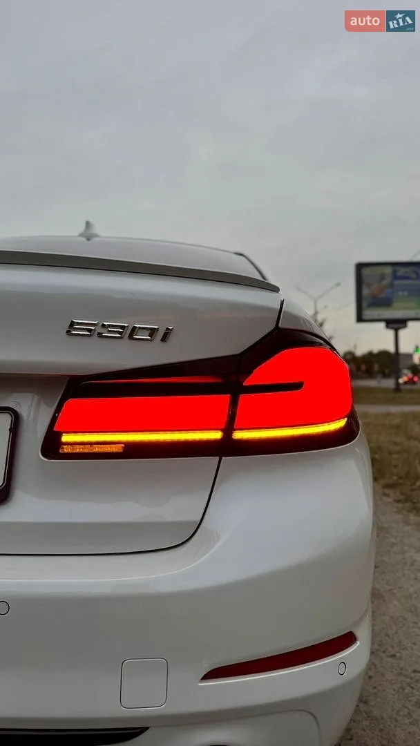 2017 BMW 5er - мініатюра 18