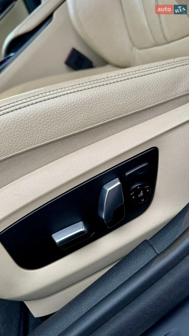 2017 BMW 5er - мініатюра 28