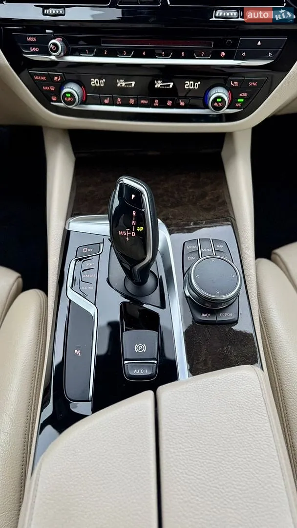 2017 BMW 5er - мініатюра 37