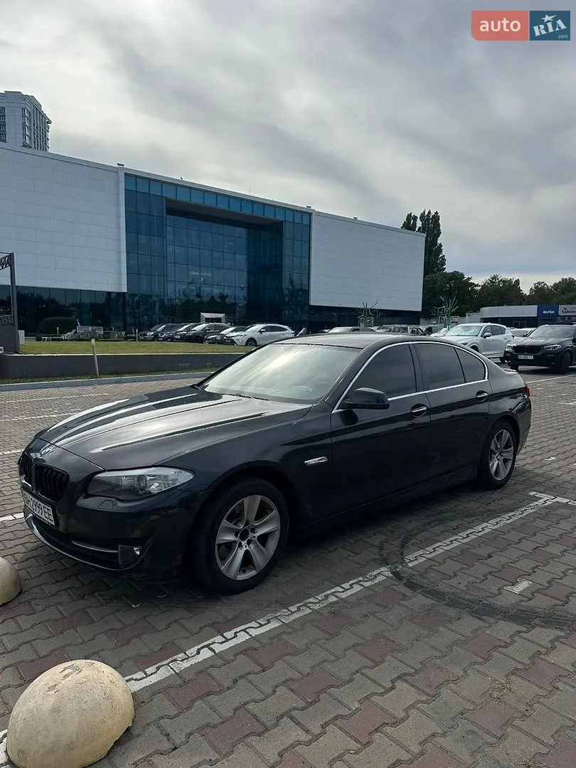 2012 BMW 5er - мініатюра 2