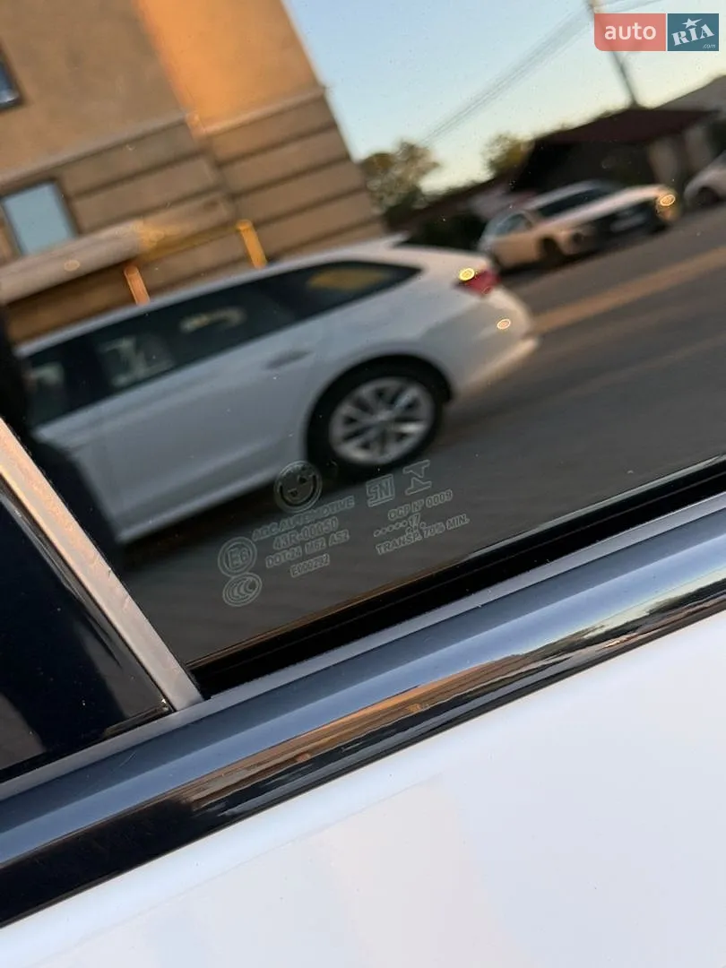 2017 BMW 5er - мініатюра 23