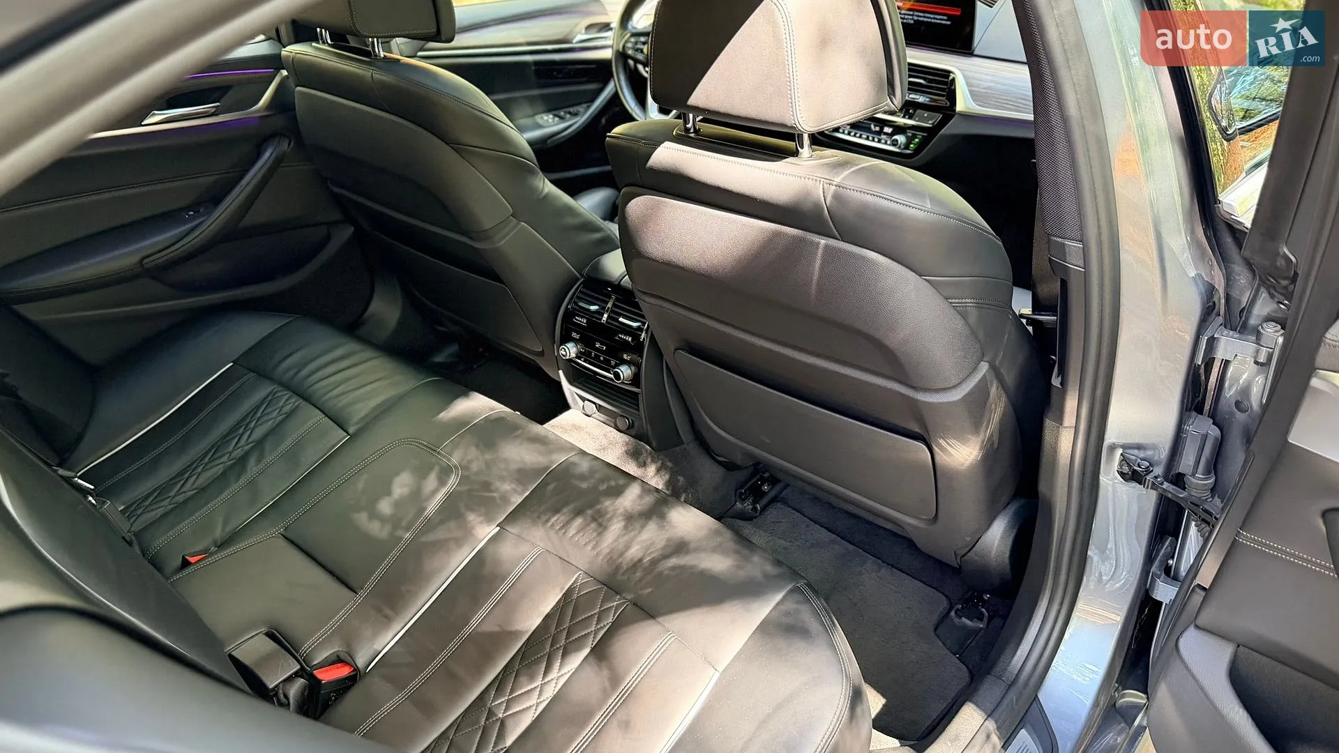 2017 BMW 5er - мініатюра 23