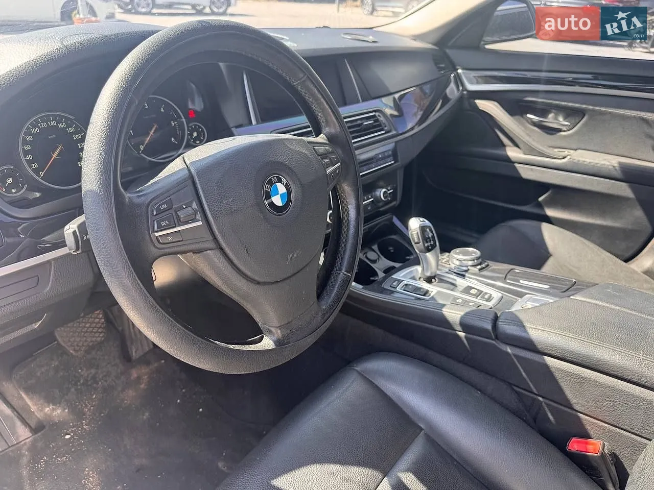 2015 BMW 5er - мініатюра 13