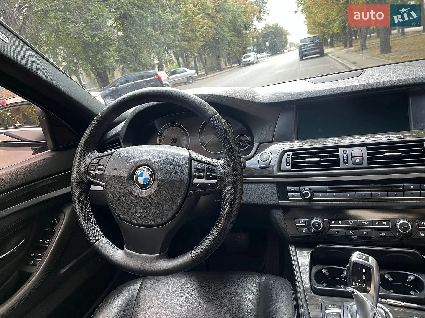 2011 BMW 5er - мініатюра 26