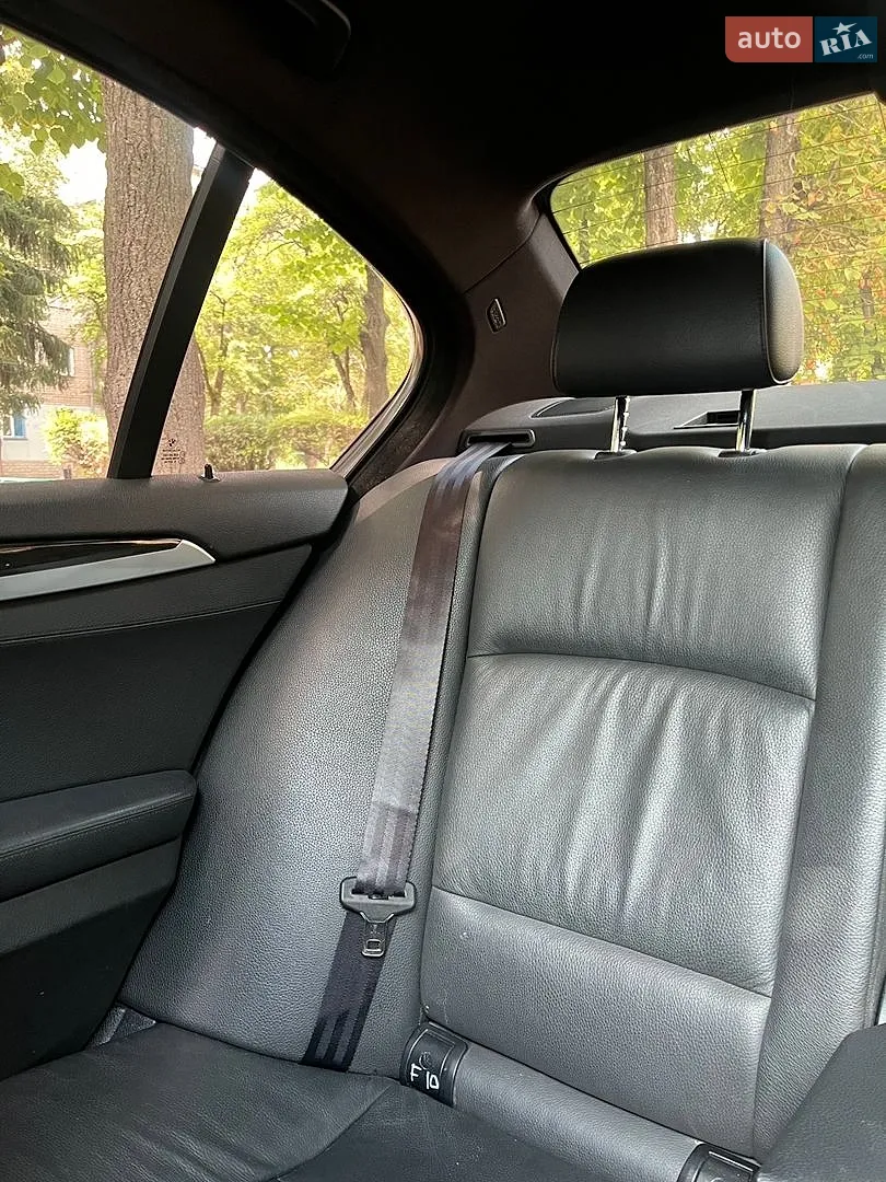2011 BMW 5er - мініатюра 33