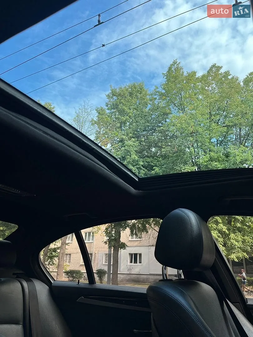 2011 BMW 5er - мініатюра 31