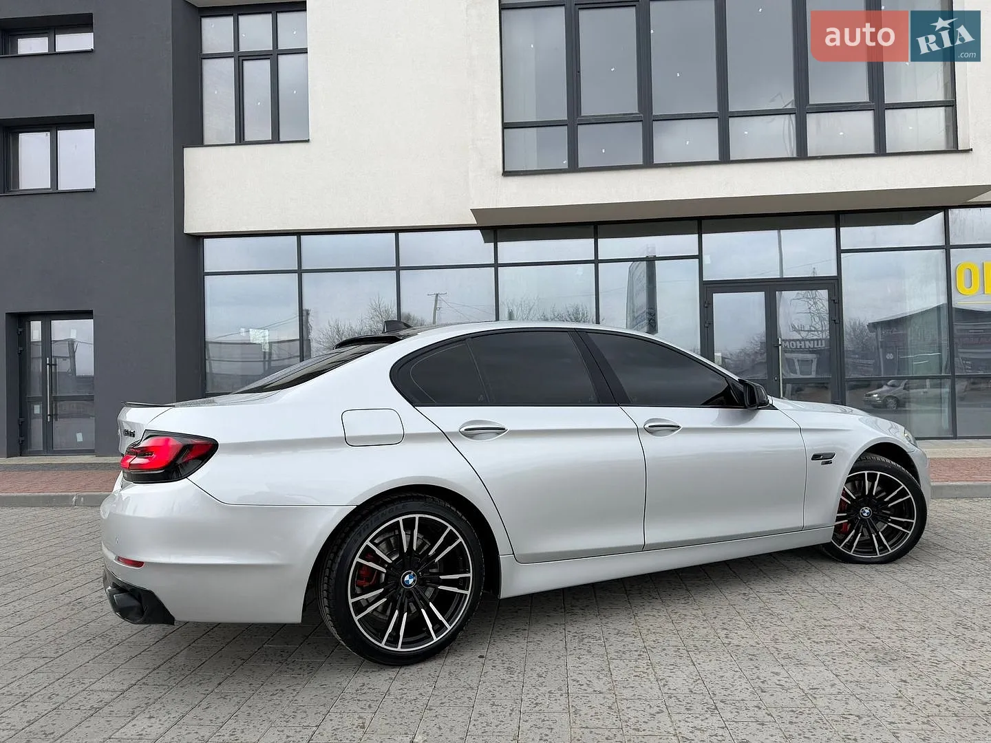 2010 BMW 5er - мініатюра 15