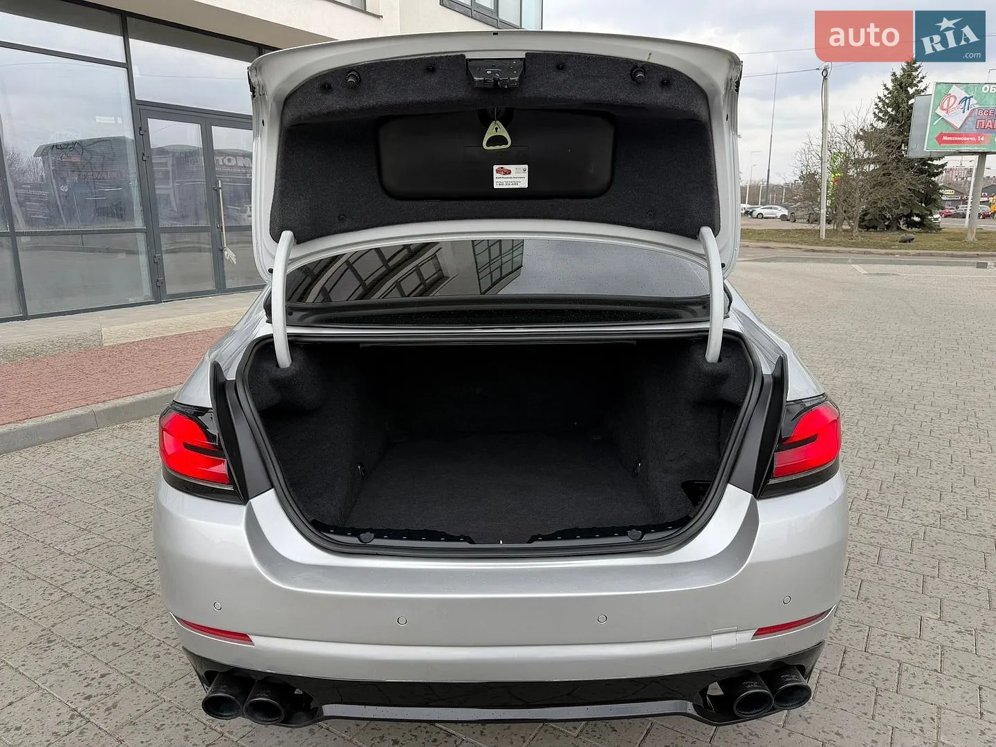 2010 BMW 5er - мініатюра 19