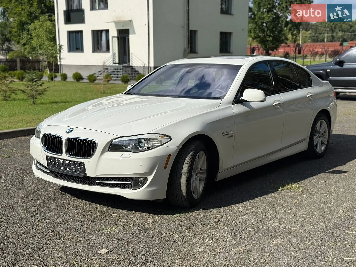 2010 BMW 5er - мініатюра 10