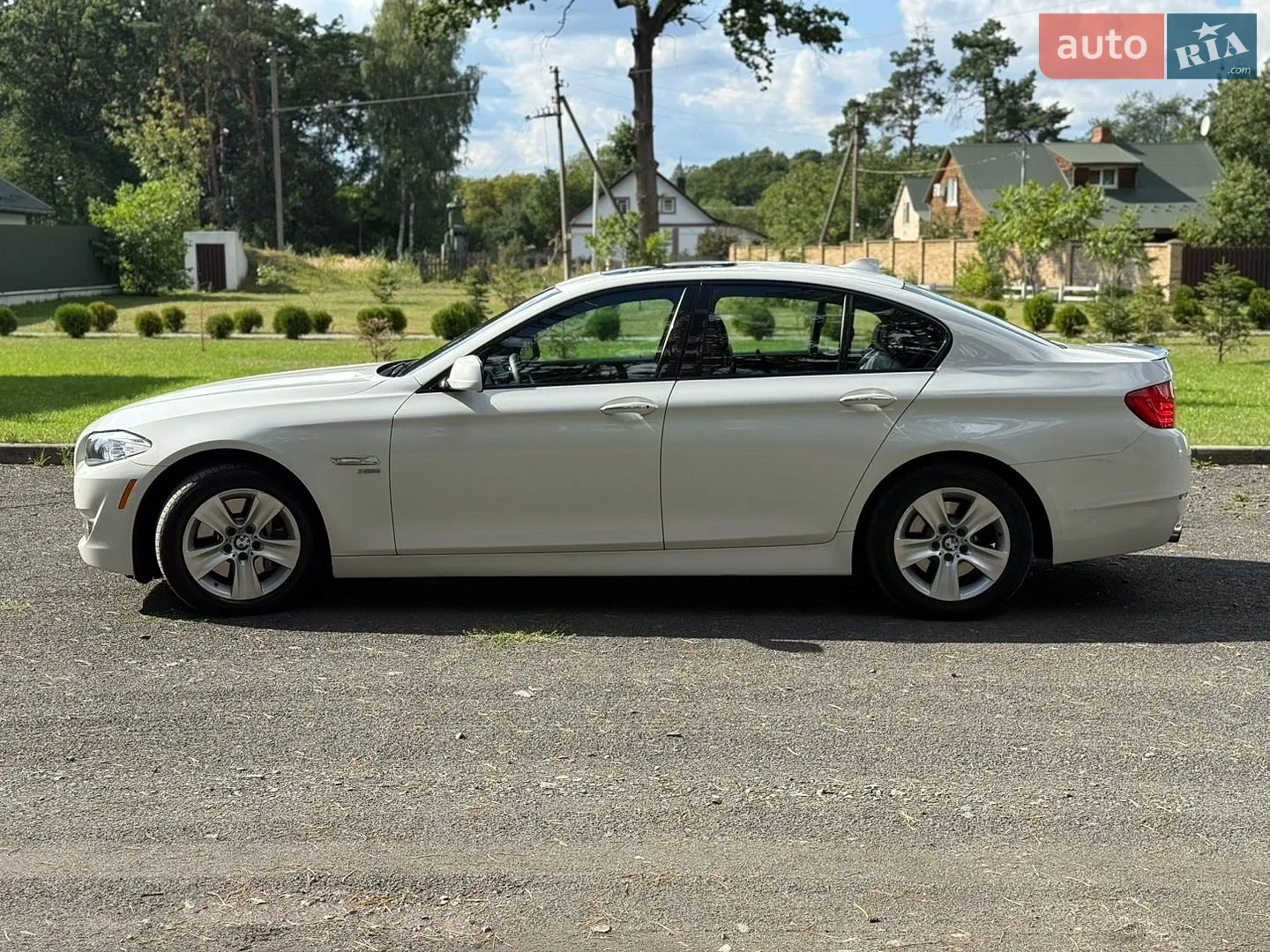 2010 BMW 5er - мініатюра 9