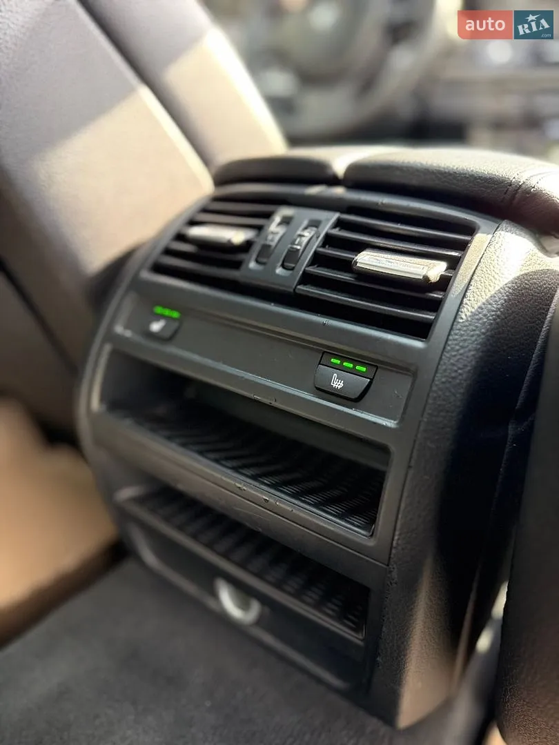 2010 BMW 5er - мініатюра 34