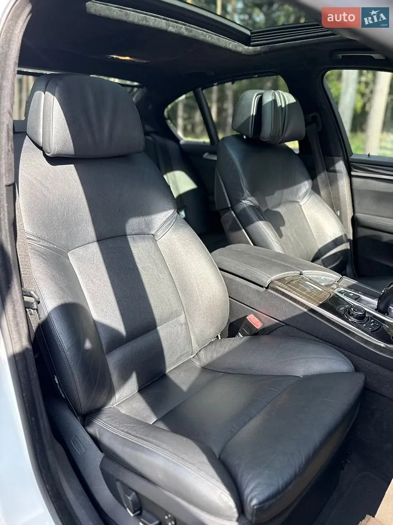 2010 BMW 5er - мініатюра 41